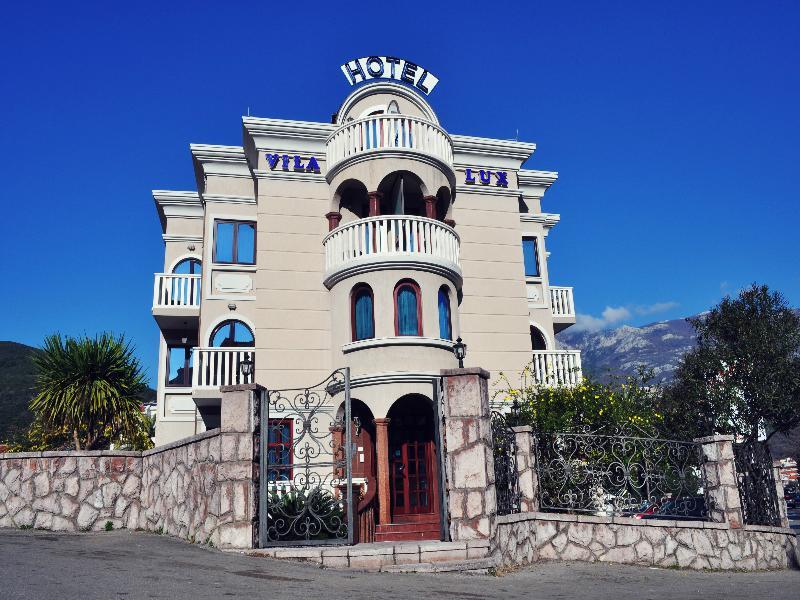 Hotel Vila Lux บุดวา ภายนอก รูปภาพ
