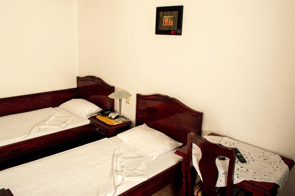 Hotel Vila Lux บุดวา ภายนอก รูปภาพ