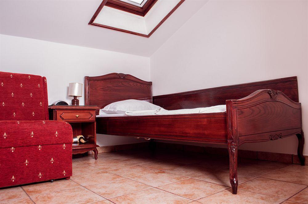 Hotel Vila Lux บุดวา ภายนอก รูปภาพ